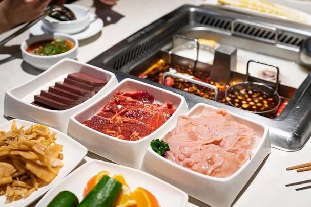 4､在清洗食品的时候,尤其是在清洗进口水产品,禽畜肉时,要放进盆里
